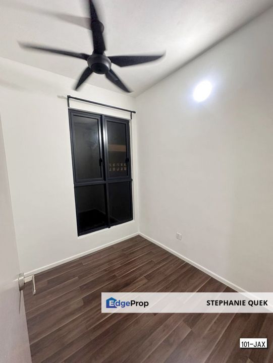 Geo Bukit Rimau Partial Furnished Condo For Rent (Facing Swimming Pool), Selangor, Shah Alam