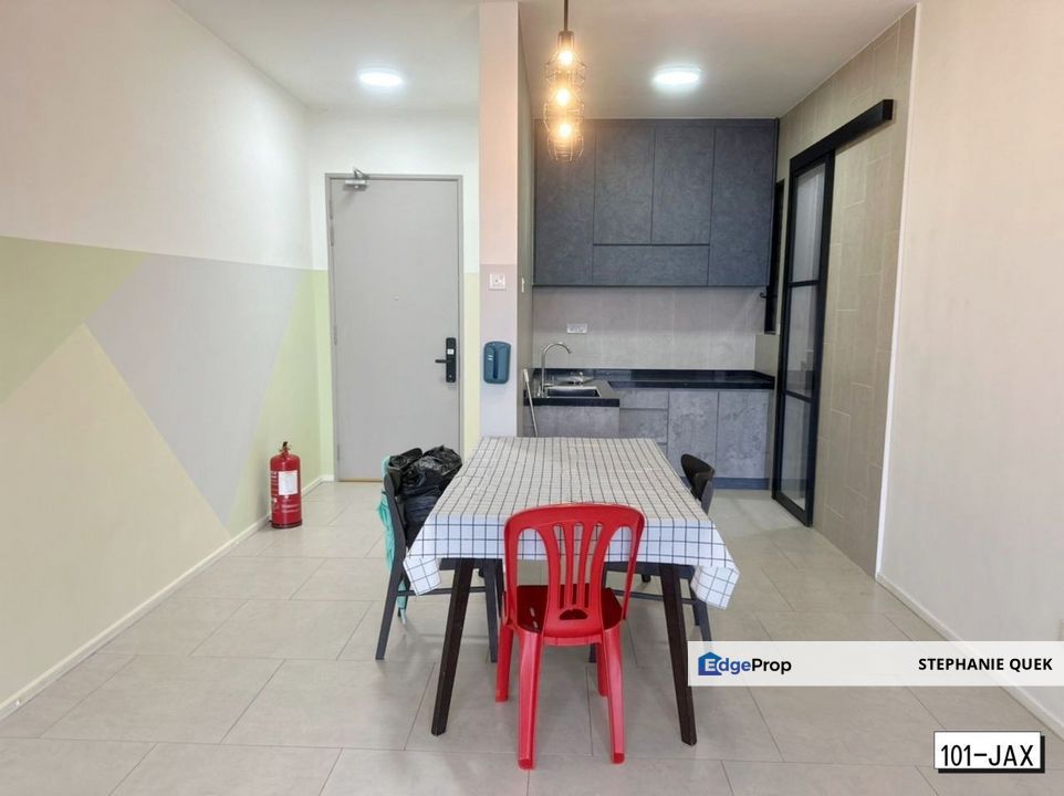 Geo Bukit Rimau Partial Furnished Condo For Rent (Facing Swimming Pool), Selangor, Shah Alam