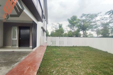 Arahsia Residences, Tropicana Aman