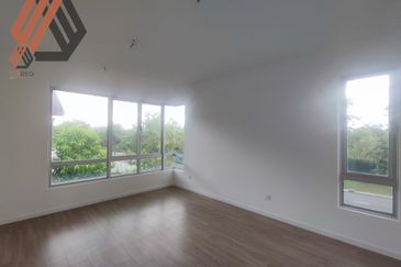 Arahsia Residences, Tropicana Aman