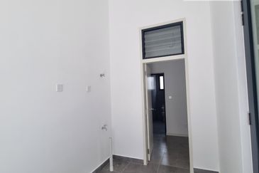 Freesia Residences @ Tropicana Aman