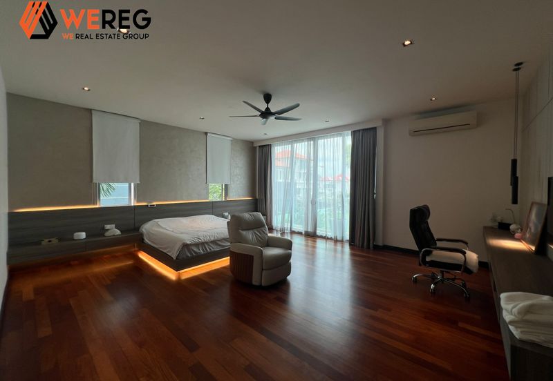 Nice Unit At Subang Heights 4 Storey Bungalow House for Sale