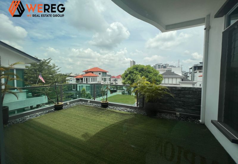 Nice Unit At Subang Heights 4 Storey Bungalow House for Sale
