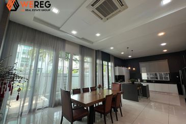 Nice Unit At Subang Heights 4 Storey Bungalow House for Sale