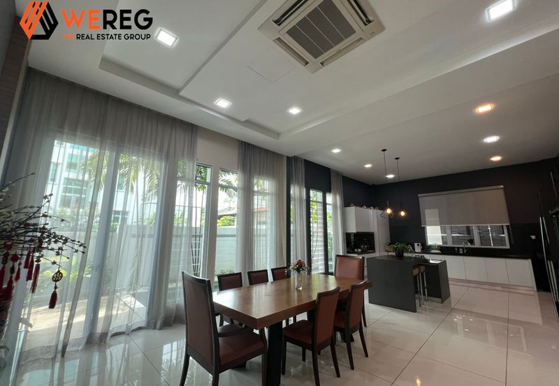 Nice Unit At Subang Heights 4 Storey Bungalow House for Sale