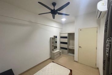 Gravit8 @ Klang South