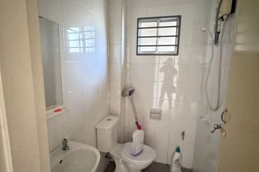 Pangsapuri Akasia, Bandar Botanic