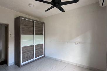 Pangsapuri Akasia, Bandar Botanic