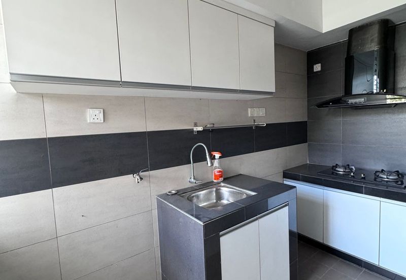 Pangsapuri Akasia, Bandar Botanic