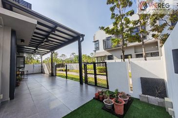 Dalia Residences @ Tropicana Aman