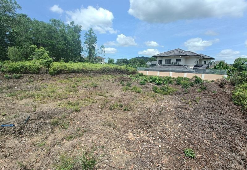 Putra Hill Residency