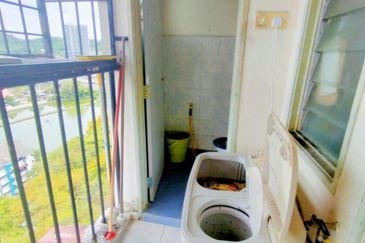 Pangsapuri Kenanga Sari