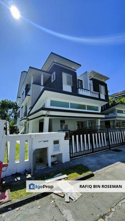 Triple Storey Semi D Taman Wangsa Ukay Mewah Cantik, Selangor, Ampang