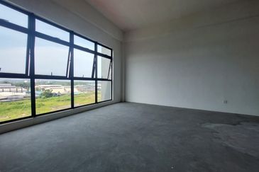 Oakland Commercial Centre