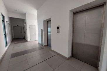 Oakland Commercial Centre