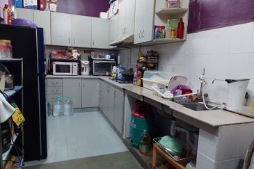 Jalan Suasana, Bandar Tun Hussein Onn