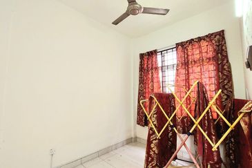 Dahlia Court Apartment