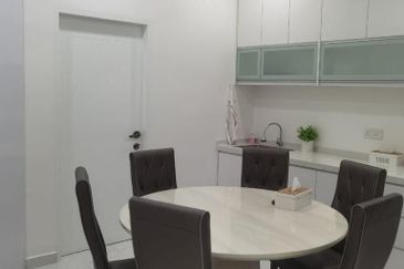 Corner Lot Double Storey Bukit Jelutong Murah Mewah Cantik