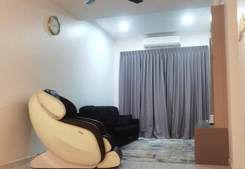 Corner Lot Double Storey Bukit Jelutong Murah Mewah Cantik