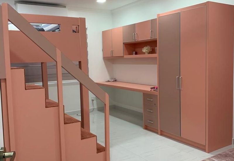 Corner Lot Double Storey Bukit Jelutong Murah Mewah Cantik