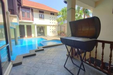 Jalan Pesiaran Gurney