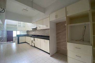 Corner Lot Double Storey Taman Melawati Jalan A Murah Cantik Luas