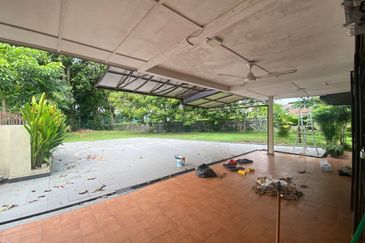 Corner Lot Double Storey Taman Melawati Jalan A Murah Cantik Luas