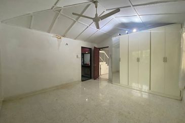 Corner Lot Double Storey Taman Melawati Jalan A Murah Cantik Luas