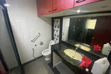 Corner Lot Double Storey Taman Melawati Jalan A Murah Cantik Luas