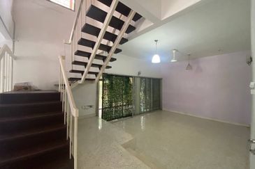 Corner Lot Double Storey Taman Melawati Jalan A Murah Cantik Luas