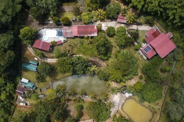 Resort Retreat Batang Kali Luas Murah