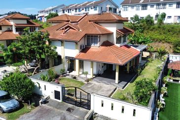 Sungai Buloh Country Resort