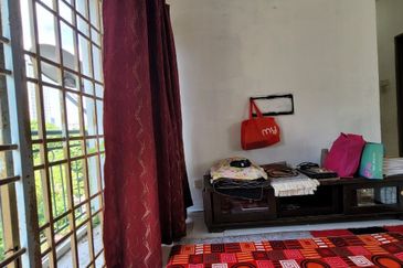 Angsana Apartment @ Taman Raintree