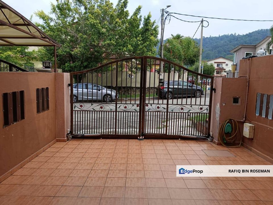 Triple Storey Taman Selayang Mulia Cantik Murah, Selangor, Selayang