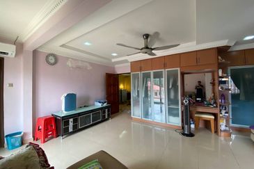 Corner Lot Double Storey Taman Setiawangsa Murah Cantik