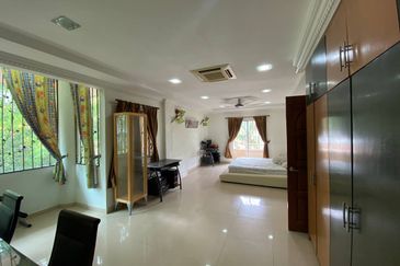 Corner Lot Double Storey Taman Setiawangsa Murah Cantik