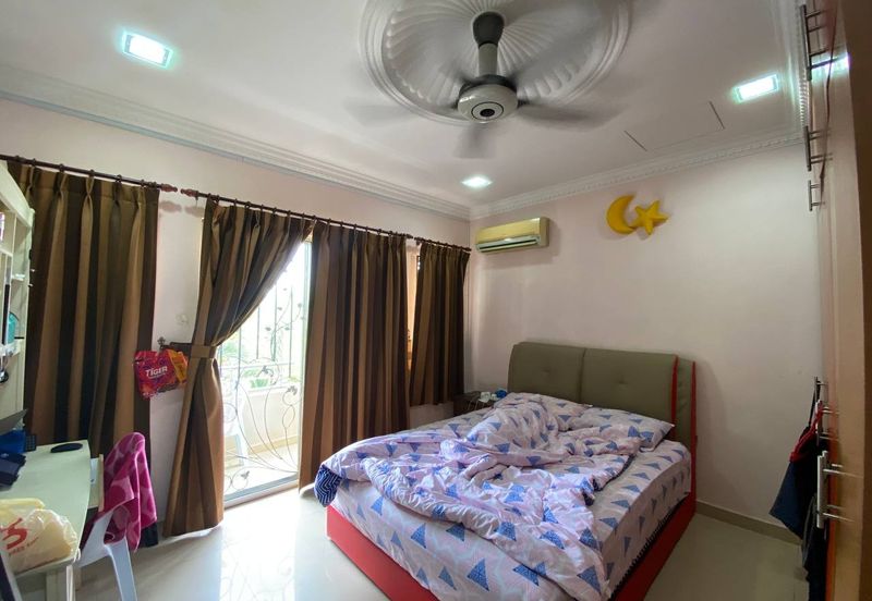 Corner Lot Double Storey Taman Setiawangsa Murah Cantik