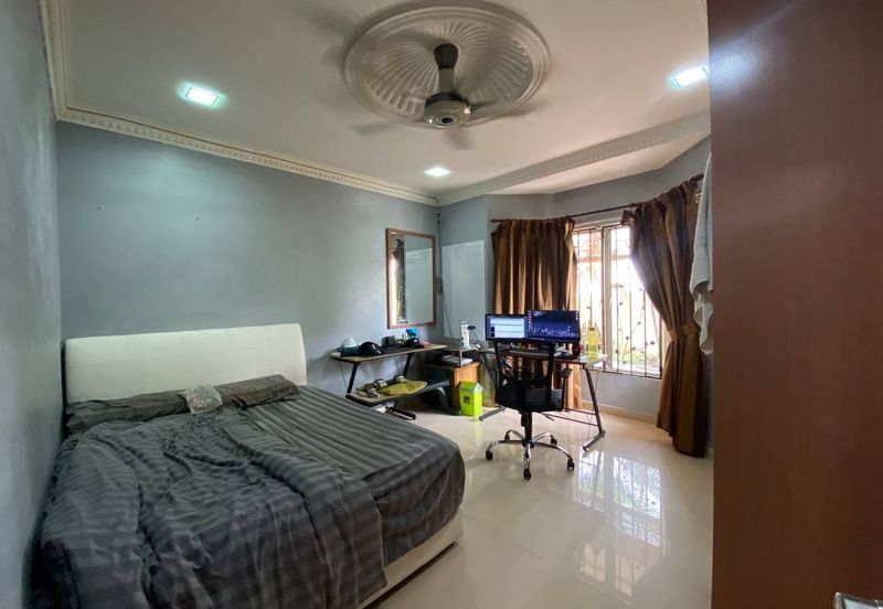 Corner Lot Double Storey Taman Setiawangsa Murah Cantik