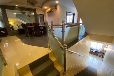 Corner Lot Double Storey Taman Setiawangsa Murah Cantik