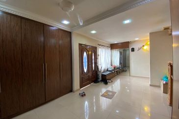 Corner Lot Double Storey Taman Setiawangsa Murah Cantik