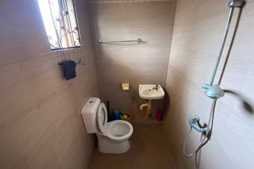 Corner Lot Double Storey Taman Setiawangsa Murah Cantik