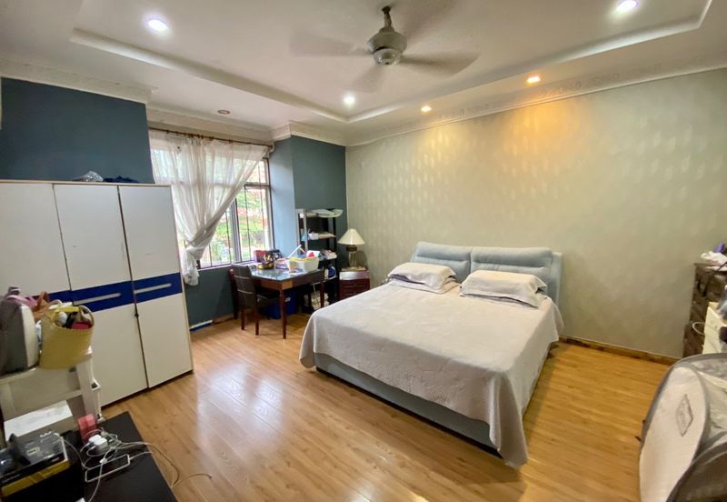 Winchester, Ara Damansara