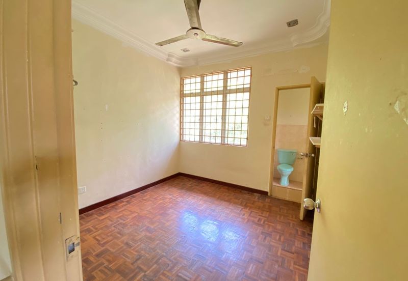 Sungai Buloh Country Resort