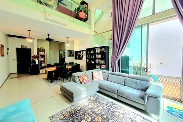 Symphony Hills Schumann