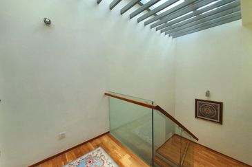 Symphony Hills Schumann