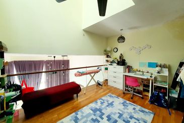 Symphony Hills Schumann