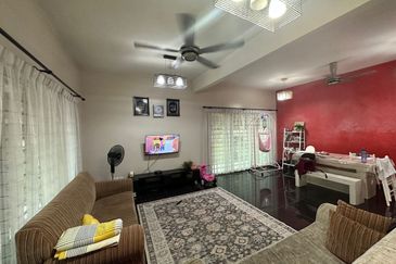 Corner Lot Double Storey Az-Zaharah Puncak Alam Murah Luas