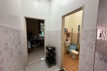 Corner Lot Double Storey Az-Zaharah Puncak Alam Murah Luas