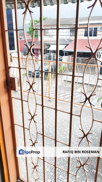 Double Storey Taman Putra Ampang Murah Cantik, Selangor, Ampang