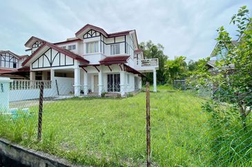 Sungai Buloh Country Resort